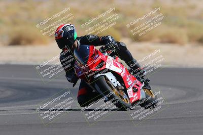 media/Oct-08-2022-SoCal Trackdays (Sat) [[1fc3beec89]]/Turn 16 (125pm)/